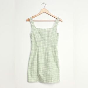 Lulu’s Light Sage Green & White Gingham Square Neck Fitted Mini Dress w Slit